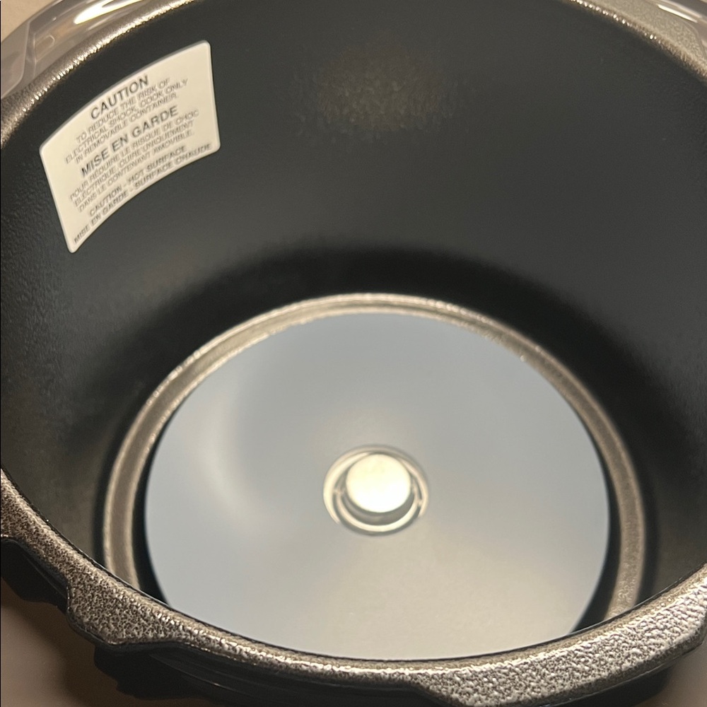 Pampered Chef Black and Silver Quick Cooker. NEW IN BOX - Picture 7 of 11